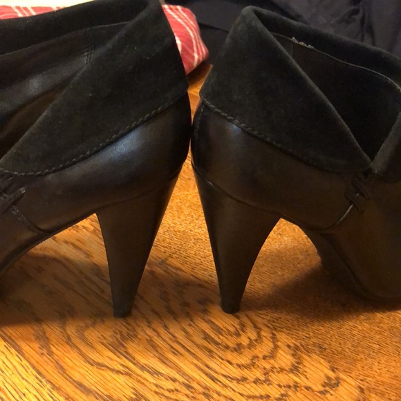 Coach Annika Soft Leather Ankle Bootie - Picture 3 of 7